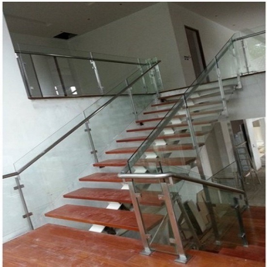 ราวบันไดกระจกเทมเปอร์ ราวบันไดกระจกเทมเปอร์